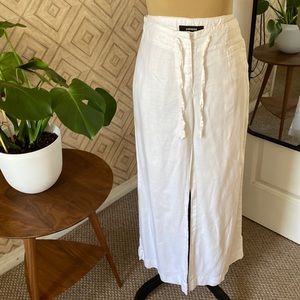 White linen pants with drawstring